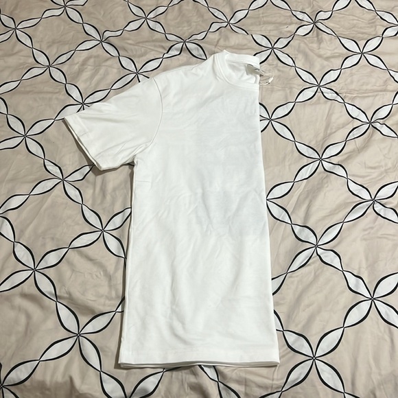 Lacoste Men’s Classic-Fit Graphic T-Shirt - Picture 6 of 8